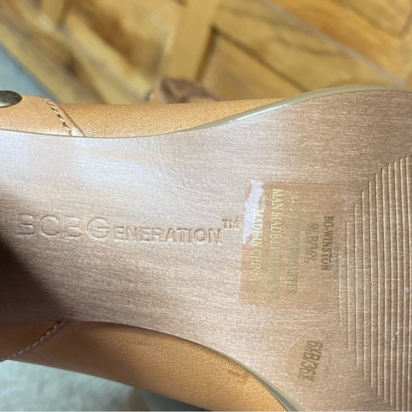 New, BCBG Winston Boots, Tan/Light Brown Leather/Mesh w/ Studded Accents, Sz 6.5 - Picture 9 of 13